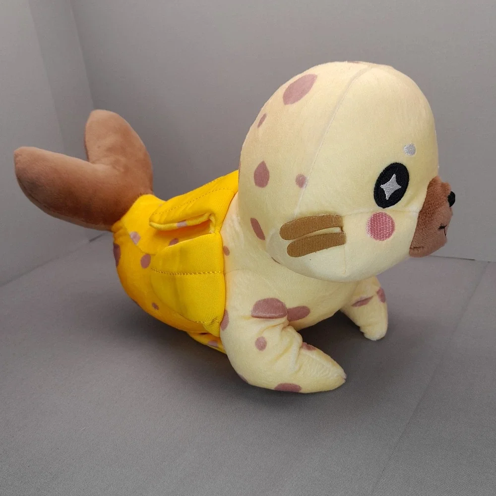 Aurora Tasty Peach Studios Over-Ripe Banana Seal Plush Yellow Spotted 86821 NWT